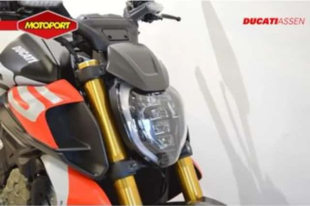 Ducati DIAVEL V4 RS (2026) thumbnail 5