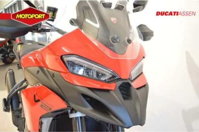 Ducati MULTISTRADA V2 (2026) thumbnail 6