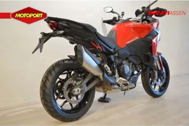 Ducati MULTISTRADA V2 S (2026) thumbnail 3