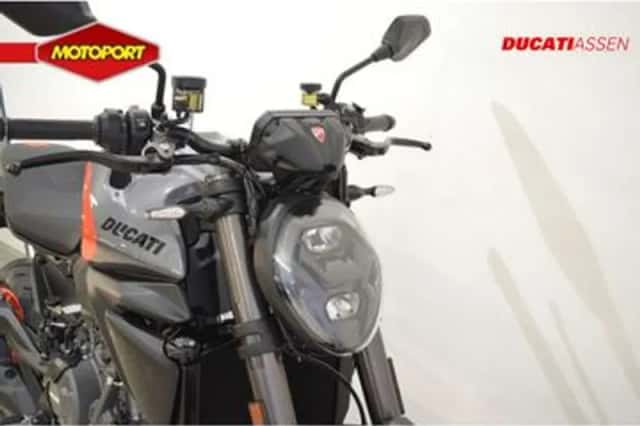 Ducati MONSTER V2 (2026) thumbnail 5