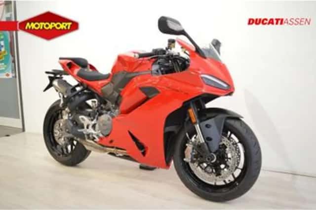 Ducati Panigale V2 (2026) thumbnail 2
