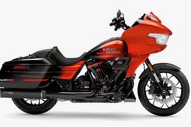 Harley-Davidson CVO Road Glide (2026) thumbnail 1