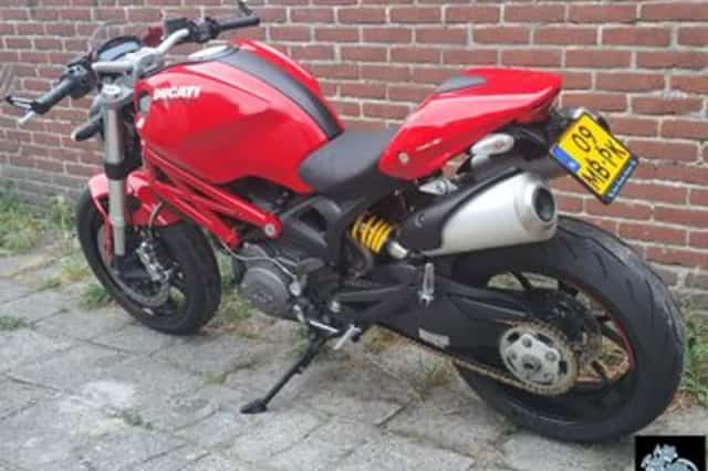 Ducati 796 Monster (2012) thumbnail 2