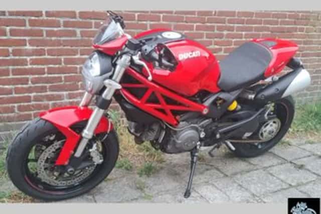 Ducati 796 Monster (2012) thumbnail 4