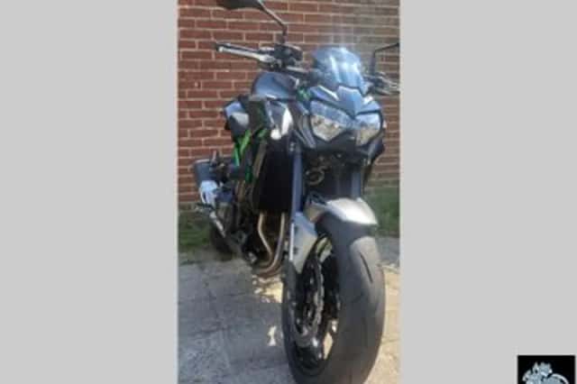 Kawasaki Z900 (2024) thumbnail 1