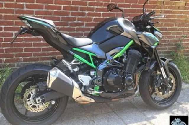 Kawasaki Z900 (2024) thumbnail 4