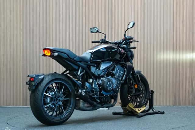 Honda CB 1000R Black Edition (2022) thumbnail 4