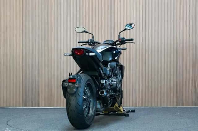 Honda CB 1000R Black Edition (2022) thumbnail 6