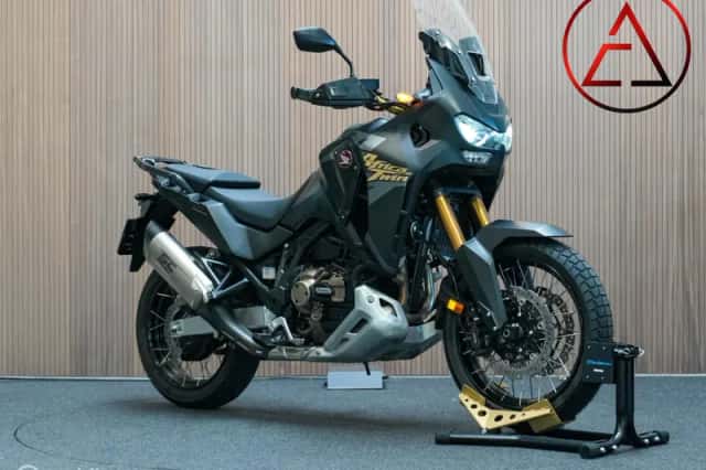 Honda CRF1100L (2024) thumbnail 1