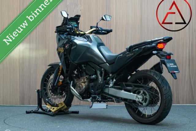 Honda CRF1100L Africa Twin Adventure Sports (2024) thumbnail 2