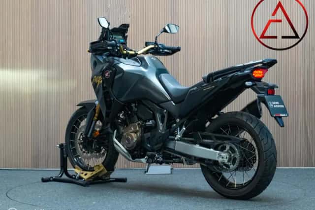 Honda CRF1100L (2024) thumbnail 2