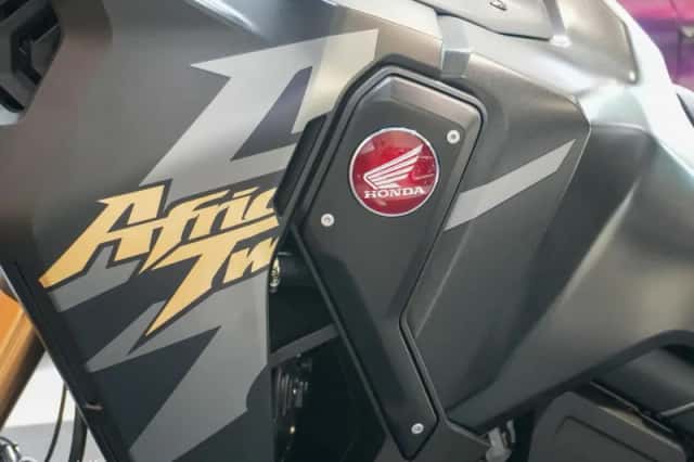 Honda CRF1100L Africa Twin Adventure Sports (2024) thumbnail 6