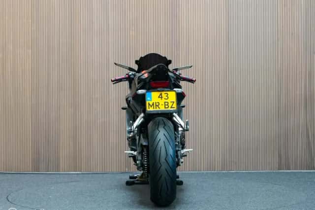 Honda CBR650R (2022) thumbnail 5