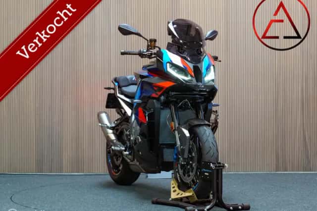 BMW M 1000 XR (2025) thumbnail 3