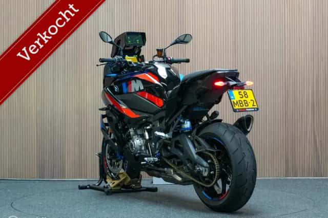 BMW M 1000 XR (2025) thumbnail 5