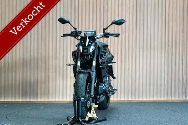 Yamaha MT-07 (2024) thumbnail 6