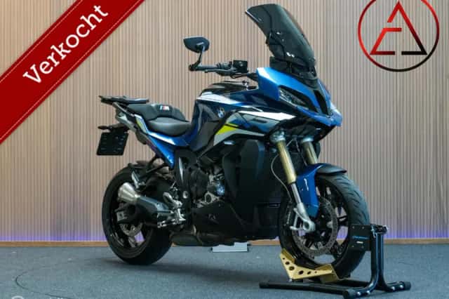 BMW S 1000 XR (2024) thumbnail 1