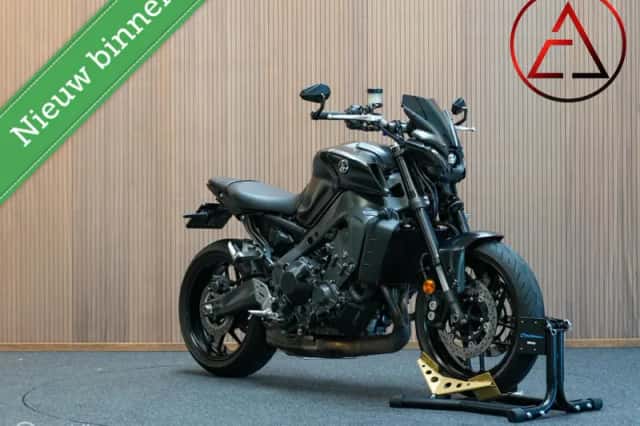 Yamaha MT-09 (2022) thumbnail 1