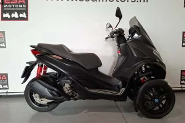 Piaggio MP3 300 HPE (2022) thumbnail 2