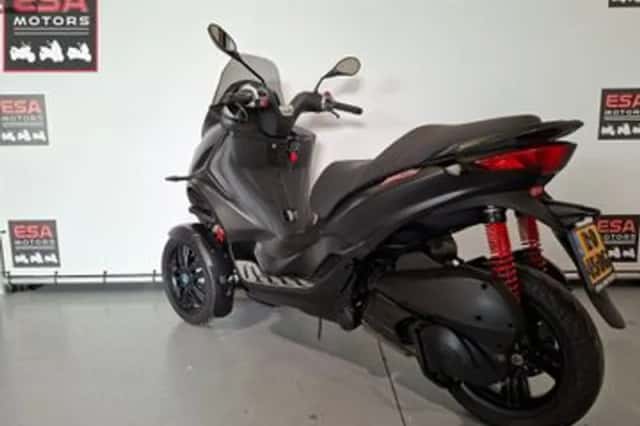 Piaggio MP3 300 HPE (2022) thumbnail 5