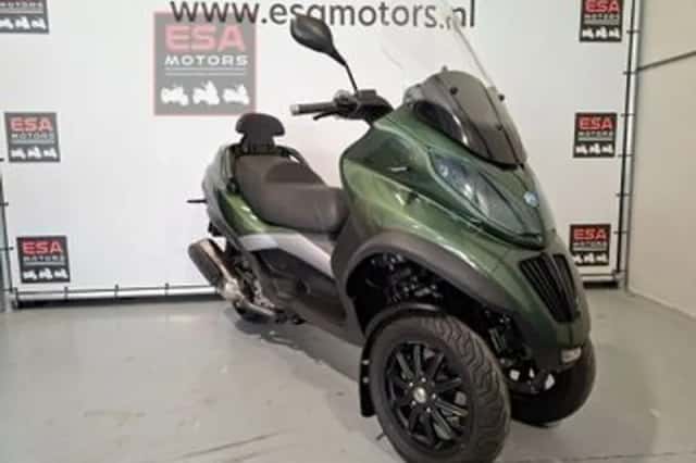 PIAGGIO MP3 400 LT (2008) thumbnail 3