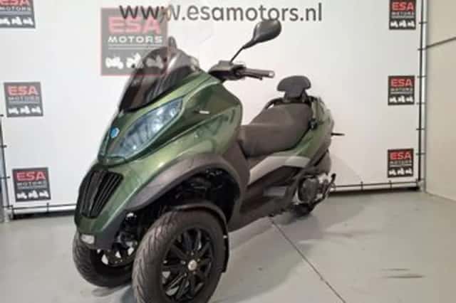 PIAGGIO MP3 400 LT (2008) thumbnail 4