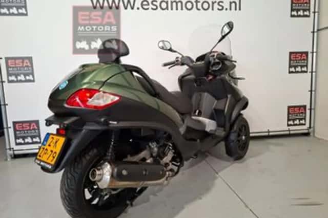 PIAGGIO MP3 400 LT (2008) thumbnail 5
