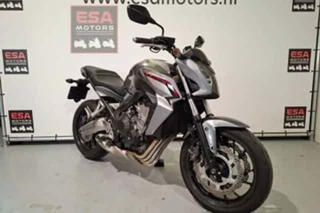 Honda CB 650 F (2015) thumbnail 3