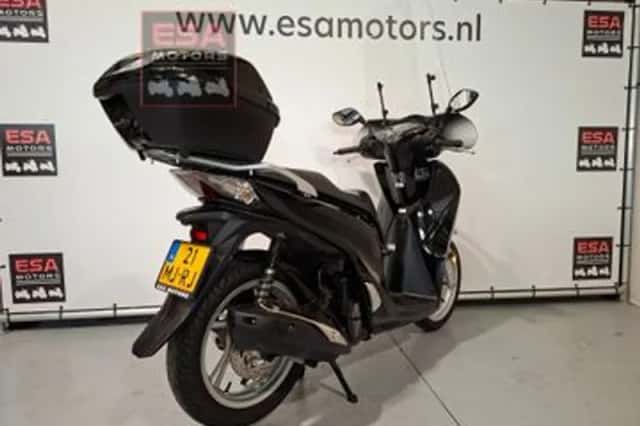 Honda SH 150i C-ABS (2018) thumbnail 5