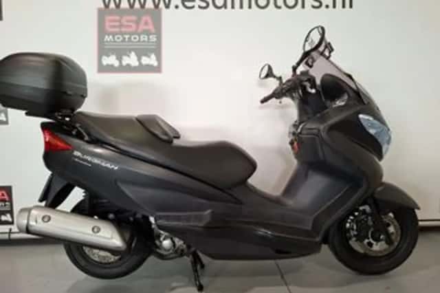 Suzuki BURGMAN 200 (2012) thumbnail 2