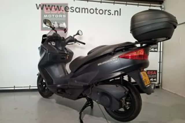 Suzuki BURGMAN 200 (2012) thumbnail 5