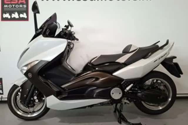 Yamaha Tmax (2010) thumbnail 1