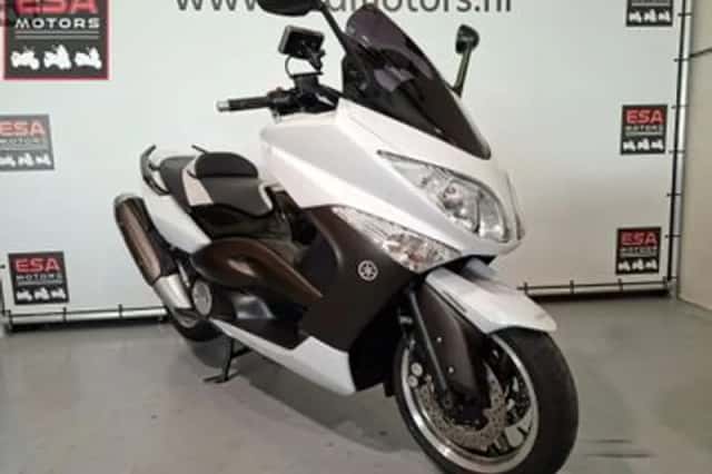 Yamaha Tmax (2010) thumbnail 3