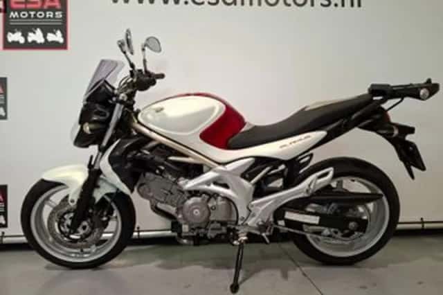 Suzuki SFV 650 Gladius (2009) thumbnail 1