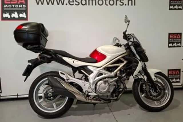 Suzuki SFV 650 Gladius (2009) thumbnail 2