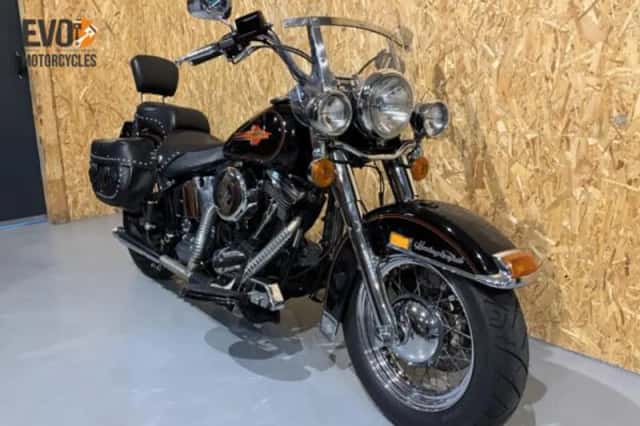 Harley-Davidson FLSTC Heritage Softail Classic (1992) thumbnail 2