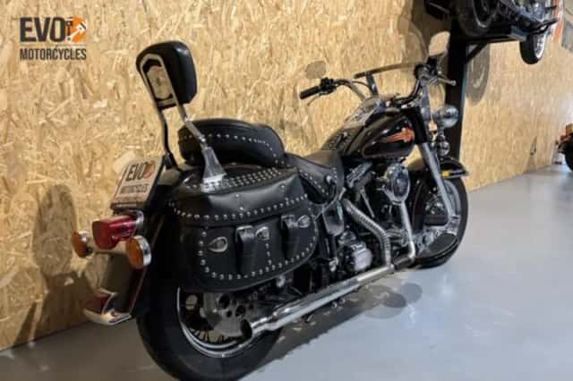 Harley-Davidson FLSTC Heritage Softail Classic (1992) thumbnail 3