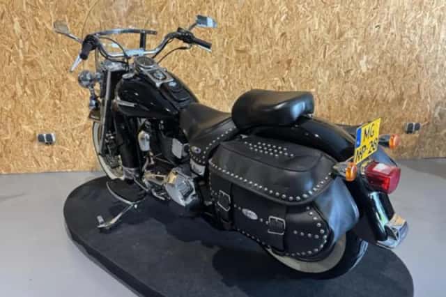 Harley-Davidson 88 FLSTC Heritage Classic (2002) thumbnail 6