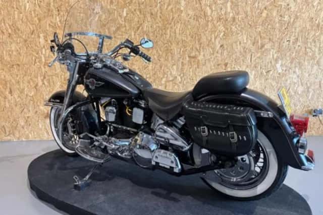 Harley-Davidson FLSTC Heritage Softtail Classic (1995) thumbnail 6