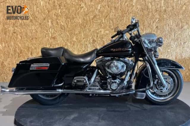 Harley-Davidson 88 FLHR Road King laced wheels (2000) thumbnail 1