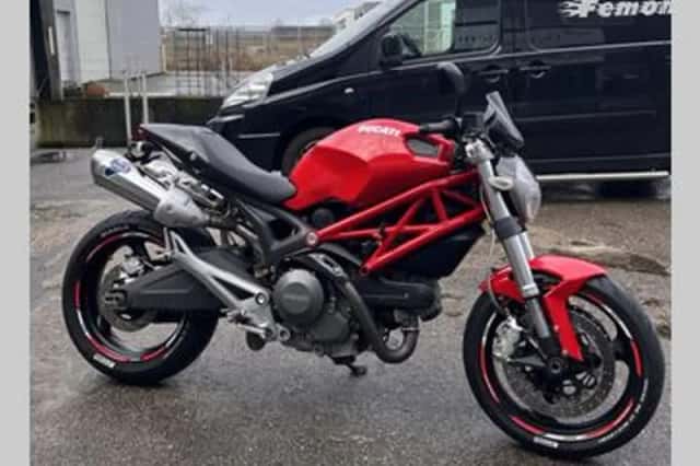 DUCATI MONSTER 696 (2008) thumbnail 1
