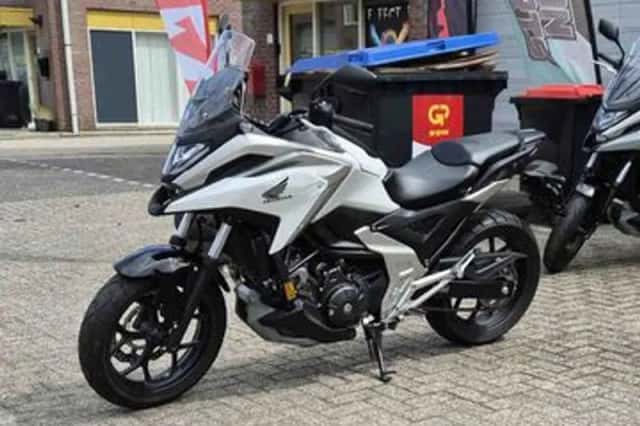 Honda NC750X (2022) thumbnail 4