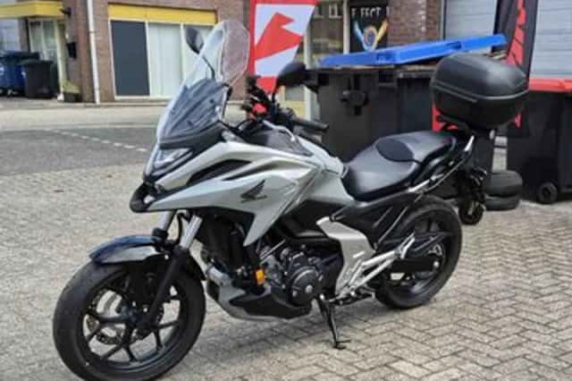 Honda NC750X (2024) thumbnail 3