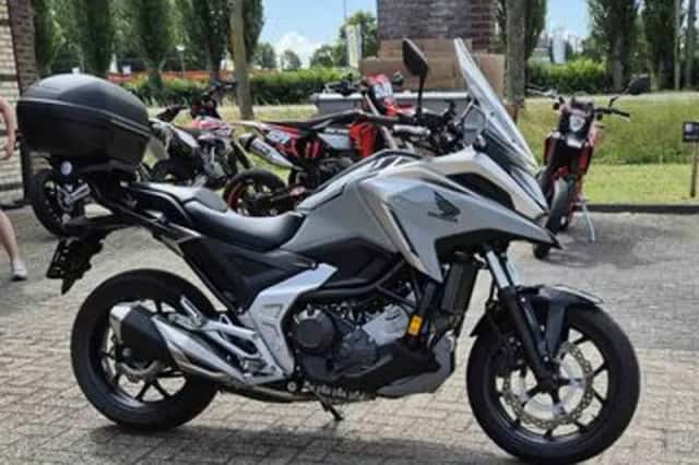 Honda NC750X (2024) thumbnail 4
