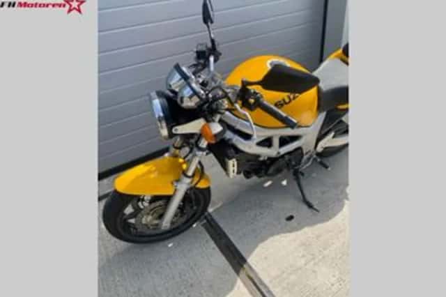 Suzuki SV650 (2000) thumbnail 5
