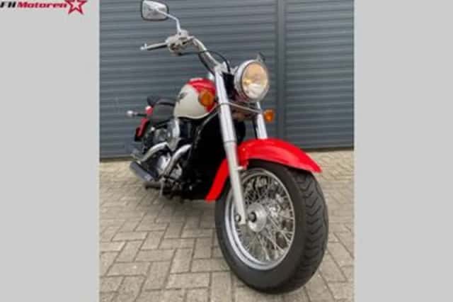 Kawasaki VN 800 Classic (1996) thumbnail 4