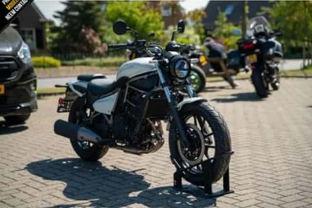 Kawasaki Eliminator 500 (2025) thumbnail 2