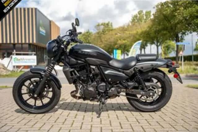 Kawasaki Eliminator 500 SE (2025) thumbnail 4