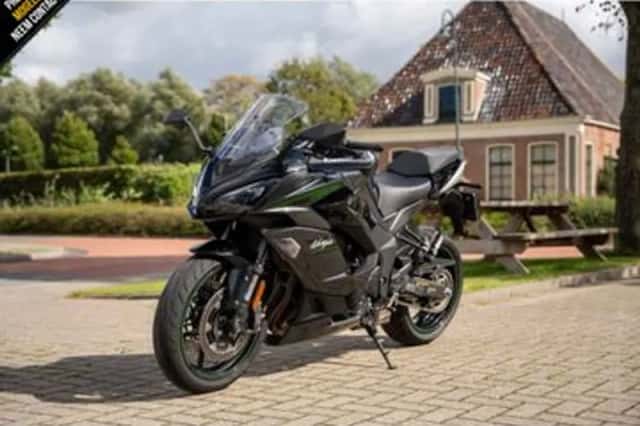 Kawasaki Ninja 1100 SX (2025) thumbnail 3