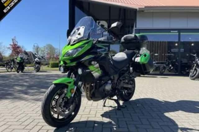 Kawasaki Versys 1000 GRAND TOURER (2018) thumbnail 3